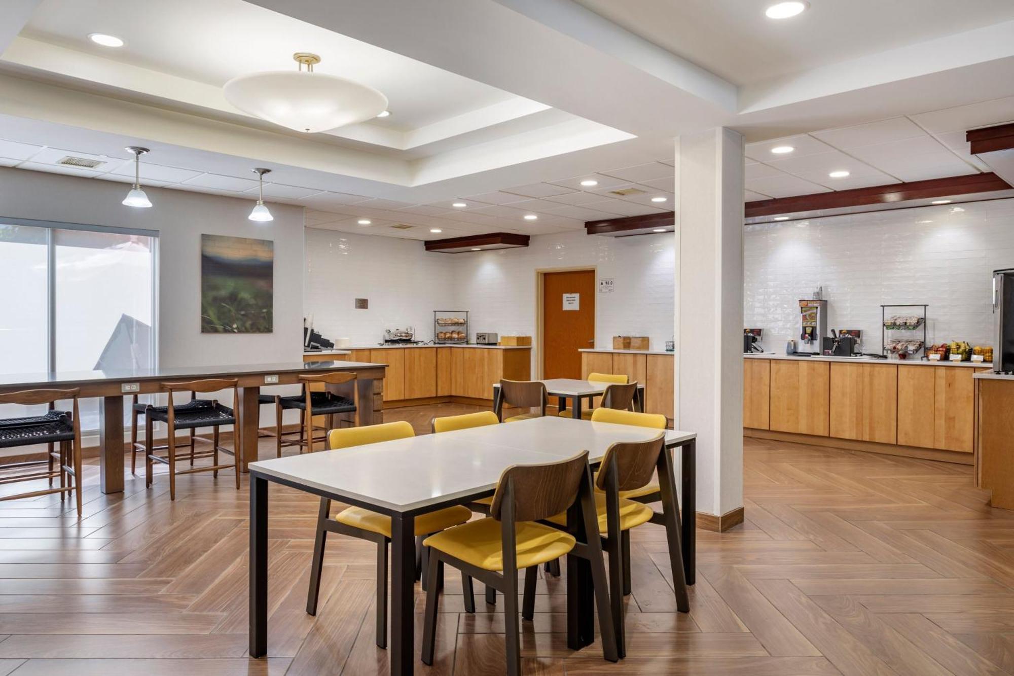 Fairfield Inn & Suites צ'ירוקי מראה חיצוני תמונה