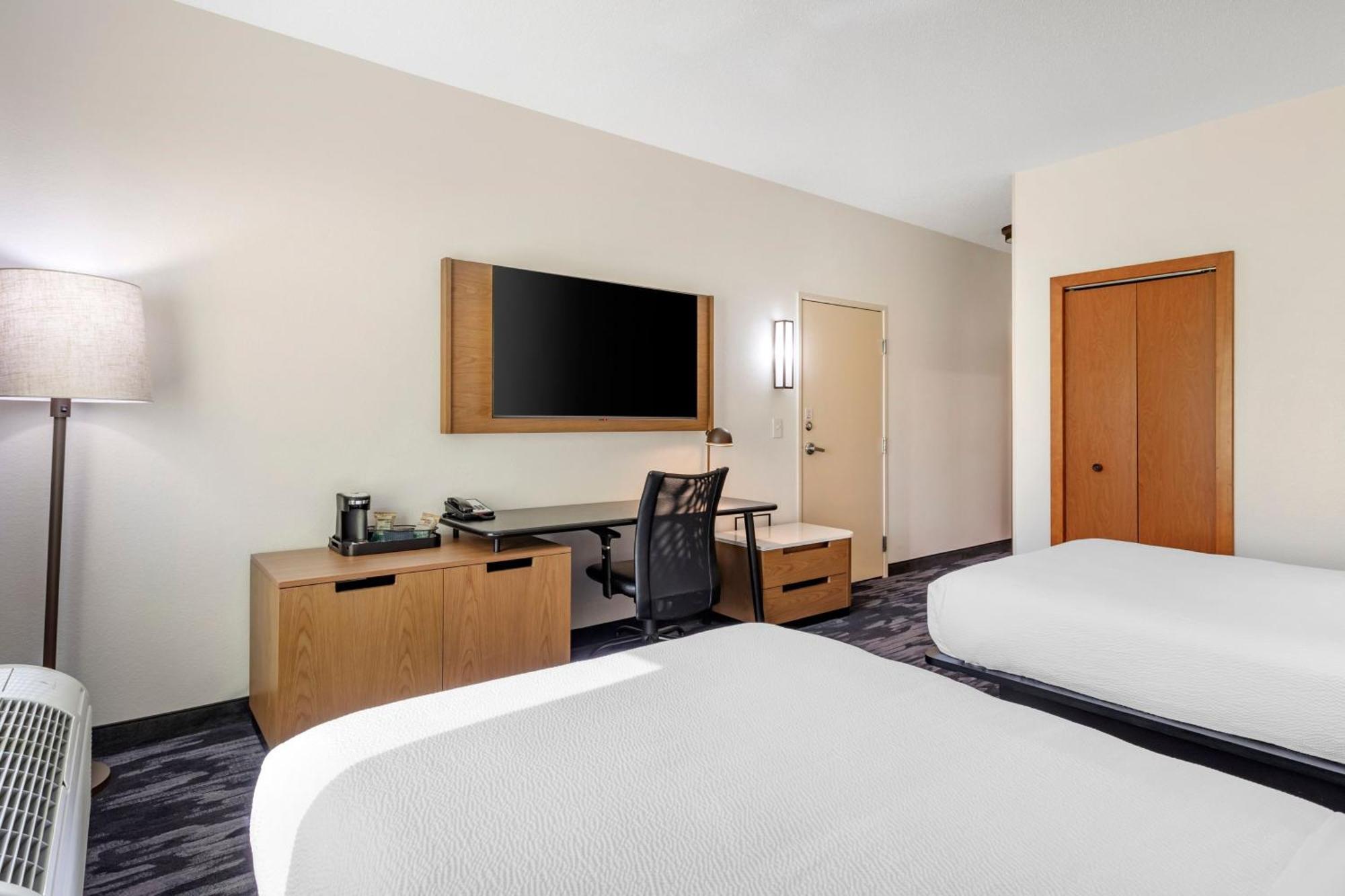 Fairfield Inn & Suites צ'ירוקי מראה חיצוני תמונה