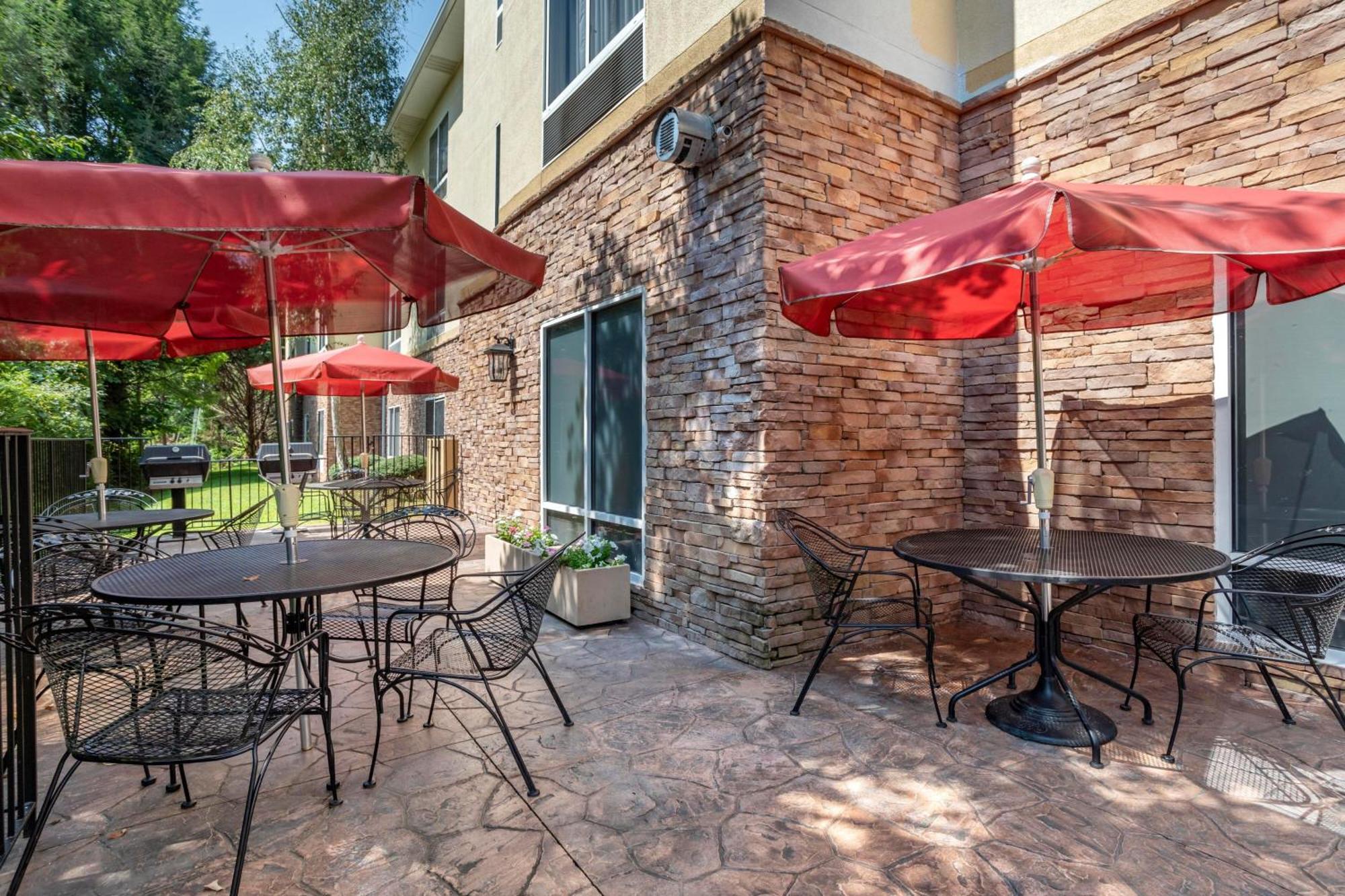 Fairfield Inn & Suites צ'ירוקי מראה חיצוני תמונה