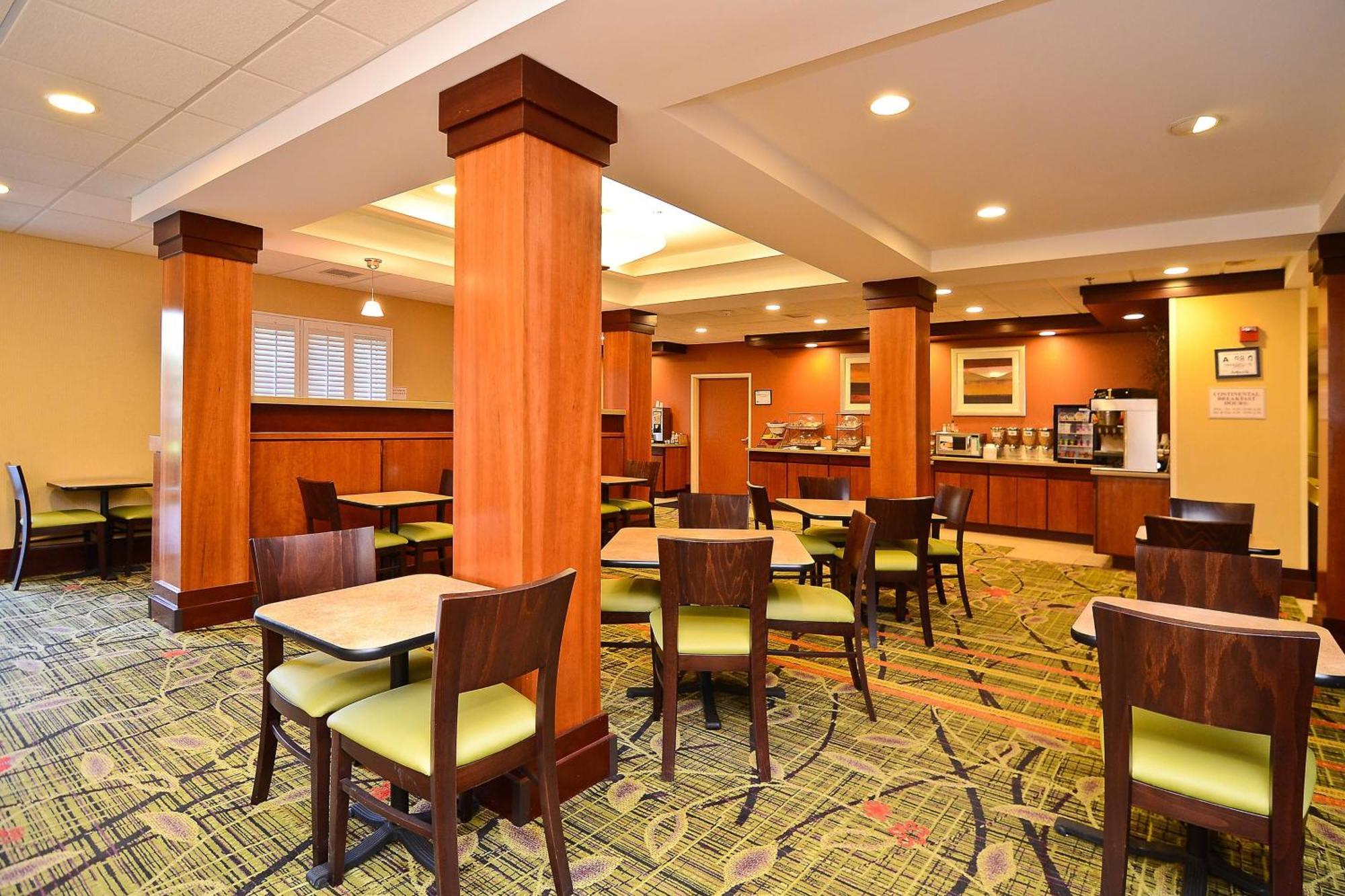 Fairfield Inn & Suites צ'ירוקי מראה חיצוני תמונה