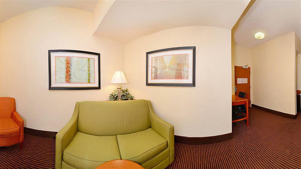 Fairfield Inn & Suites צ'ירוקי מראה חיצוני תמונה